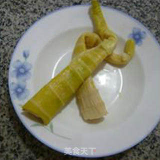 羊尾笋番茄土豆汤的做法步骤：2