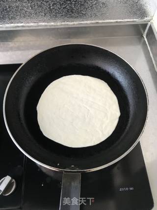 自制手抓饼的做法步骤：3