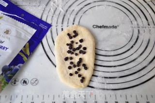 蓝莓辫子面包的做法步骤：7