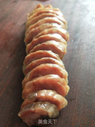 腊肠煲仔饭的做法步骤：3