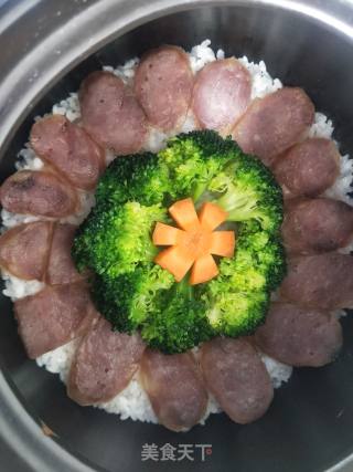 腊肠煲仔饭的做法步骤：6