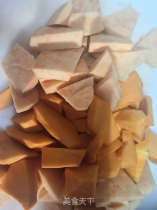 红薯南瓜粥的做法步骤：2