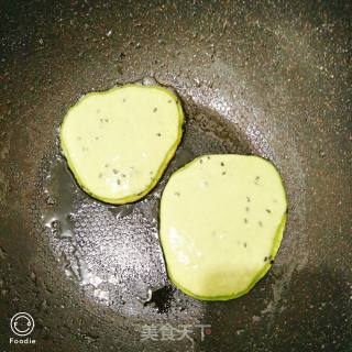菠菜鸡蛋饼的做法步骤：5