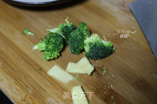 清蒸比目鱼的做法步骤：2