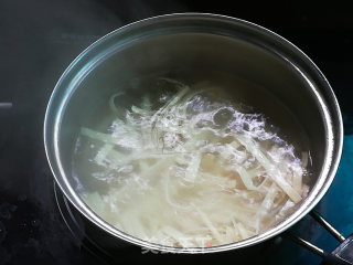清爽拌三丝的做法步骤：4