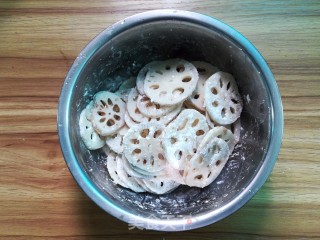 回锅藕片的做法步骤：4