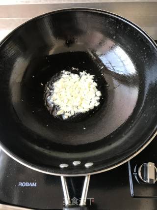 蒜香蒿子杆的做法步骤：3