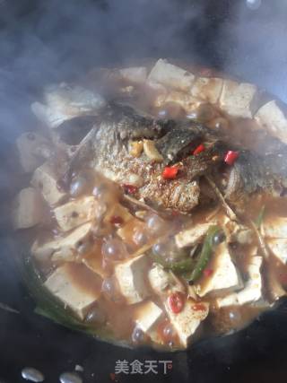 鲫鱼烧豆腐的做法步骤：5