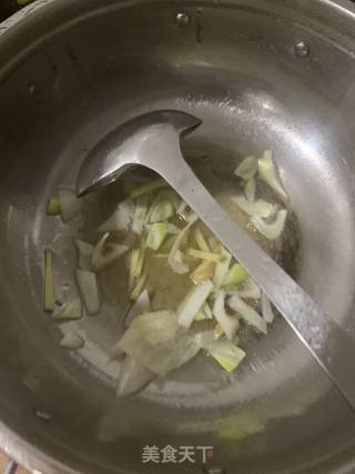 红烧鸡腿的做法步骤：5