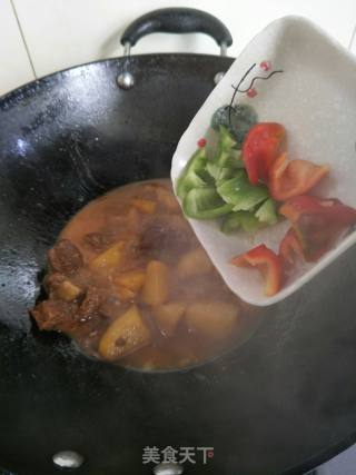 红烧土豆炖牛肉的做法步骤：5