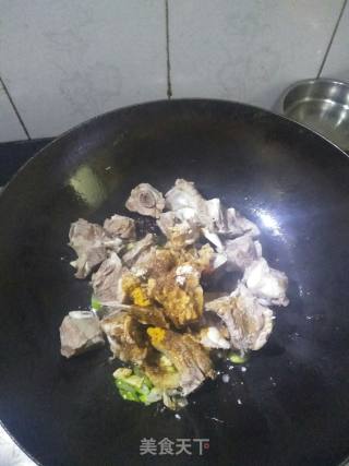 排骨炖土豆的做法步骤：9