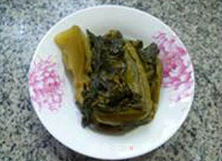 酸菜蚕豆炒夜开花的做法步骤：2
