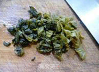 酸菜蚕豆炒夜开花的做法步骤：6