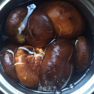 蚝油香菇西兰花的做法步骤：1