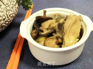 香菇炖草鸡（砂锅版)的做法步骤：8