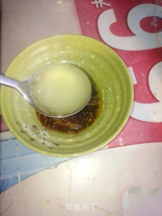 酸汤面的做法步骤：7