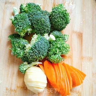 蔬菜煎饼的做法步骤：1