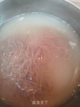 肉末荞麦面的做法步骤：1