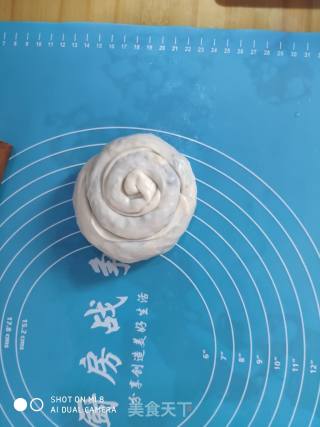 薄皮韭菜鸡蛋馅饼的做法步骤：17