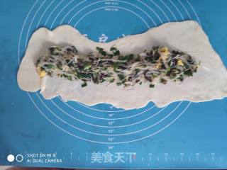 韭菜鸡蛋馅饼的做法步骤：9