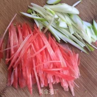 油炝双丝的做法步骤：3