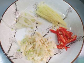 鸡蛋炒菠菜的做法步骤：2