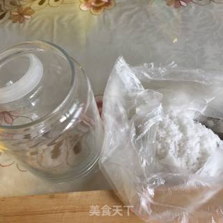 菠萝酒的做法步骤：2