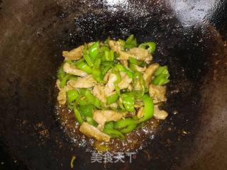 辣椒炒肉的做法步骤：8
