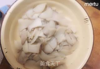 家常炒杏鲍菇的做法步骤：1
