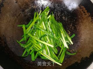韭菜炒香干的做法步骤：5