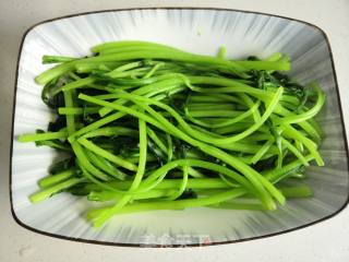 蚝油茼蒿的做法步骤：6