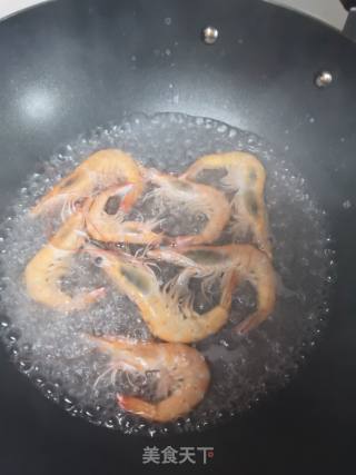 鲜虾豆腐的做法步骤：1