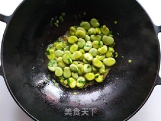 葱油蚕豆的做法步骤：6