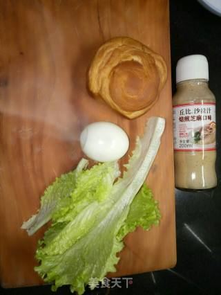 面包鸡蛋沙拉的做法步骤：1