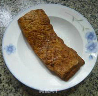 香干鱿鱼炒青红椒的做法步骤：3