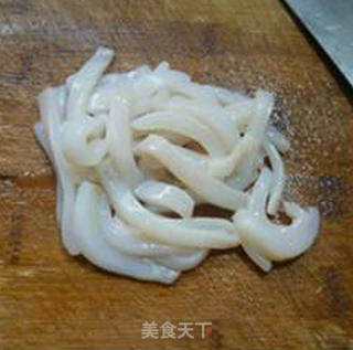 香干鱿鱼炒青红椒的做法步骤：7