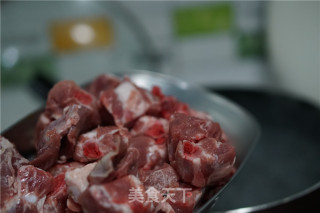 糖醋排骨的做法步骤：2