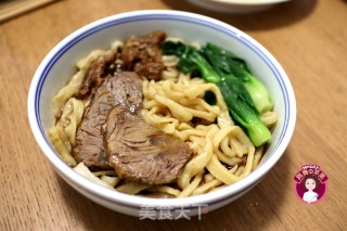 电饭煲版酱牛肉的做法步骤：9