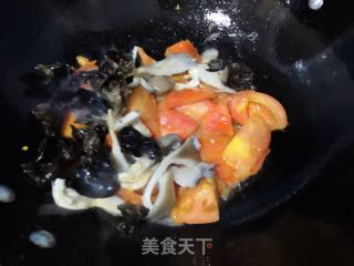 素三鲜汤的做法步骤：4