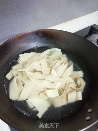 尖椒干豆腐的做法步骤：3