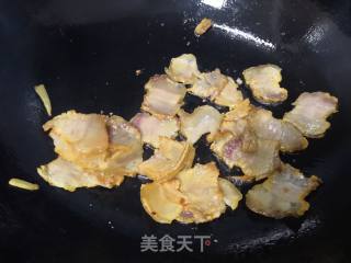 腊肉蒜苗的做法步骤：5