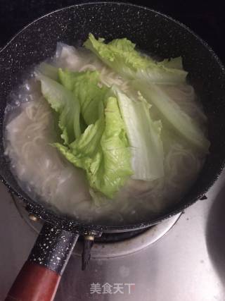 云吞面的做法步骤：6