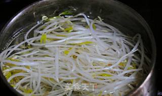 清炒豆芽的做法步骤：3