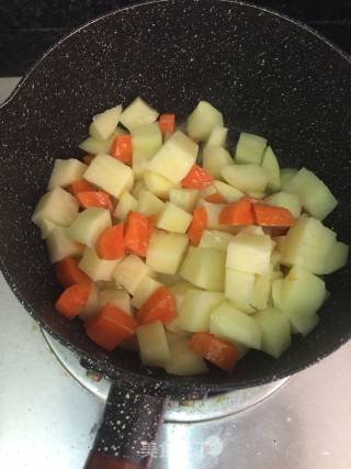 咖喱土豆的做法步骤：4