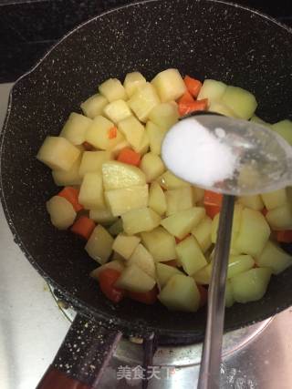 咖喱土豆的做法步骤：5