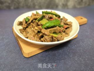 水果黄瓜炒牛肉的做法步骤：8