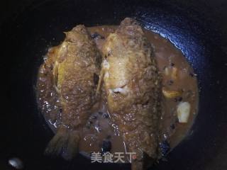 家熬鲫鱼的做法步骤：11