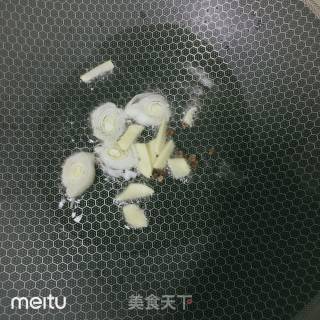 腊肠炒白菜的做法步骤：3