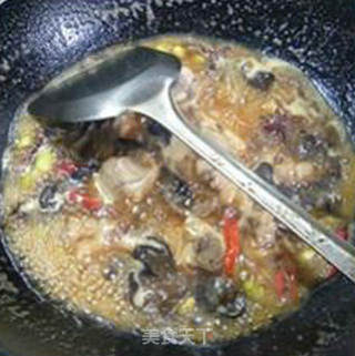 黑木耳毛豆烧排骨的做法步骤：10