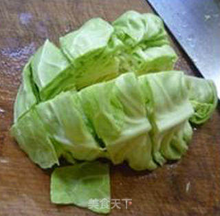 胡萝卜里脊肉炒圆白菜的做法步骤：4